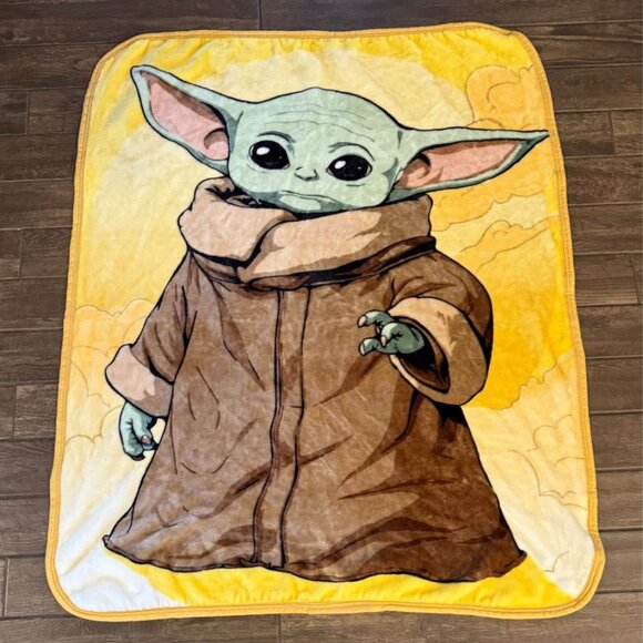 Kids Star Wars‎ Grogu Fleece Throw Blanket-46.5 x 38.5-Barely Used! - Picture 4 of 4